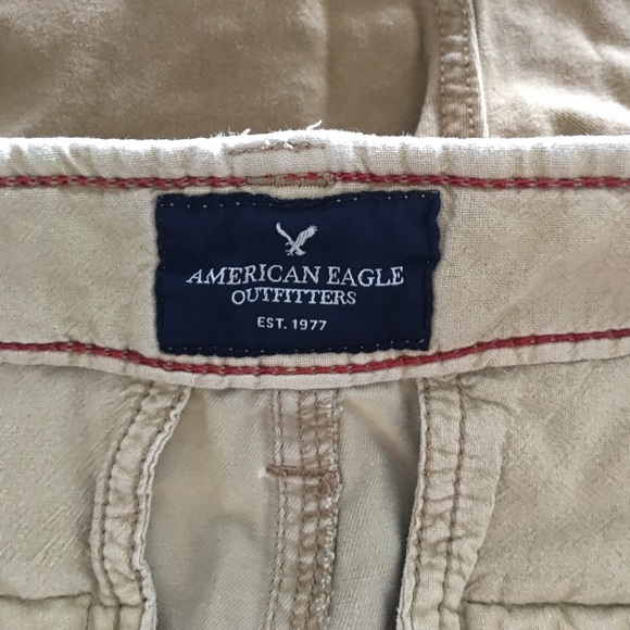 American Eagle classic khaki shorts size 30 - Picture 8 of 8